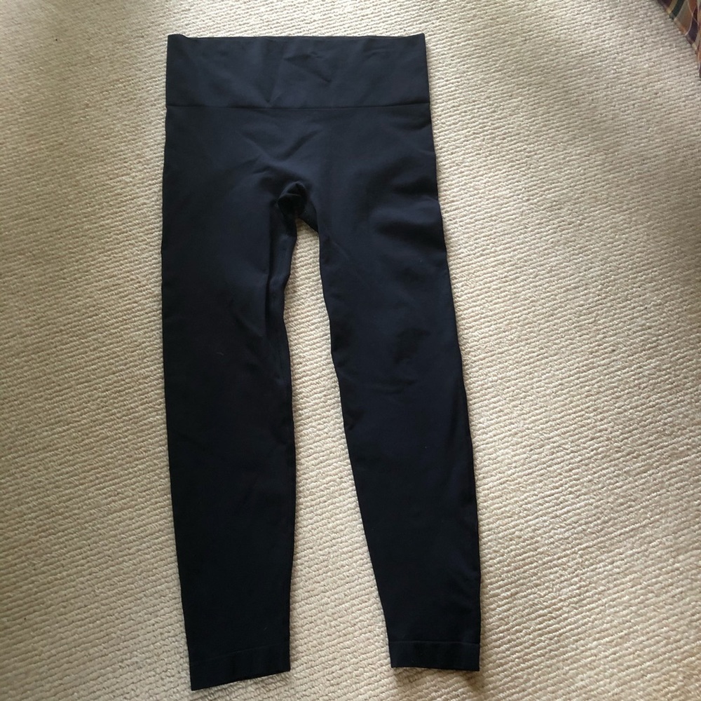 Yummie Shaping Legging Ankle Length in Black
